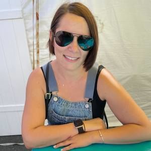 Meet your Posher, Emma